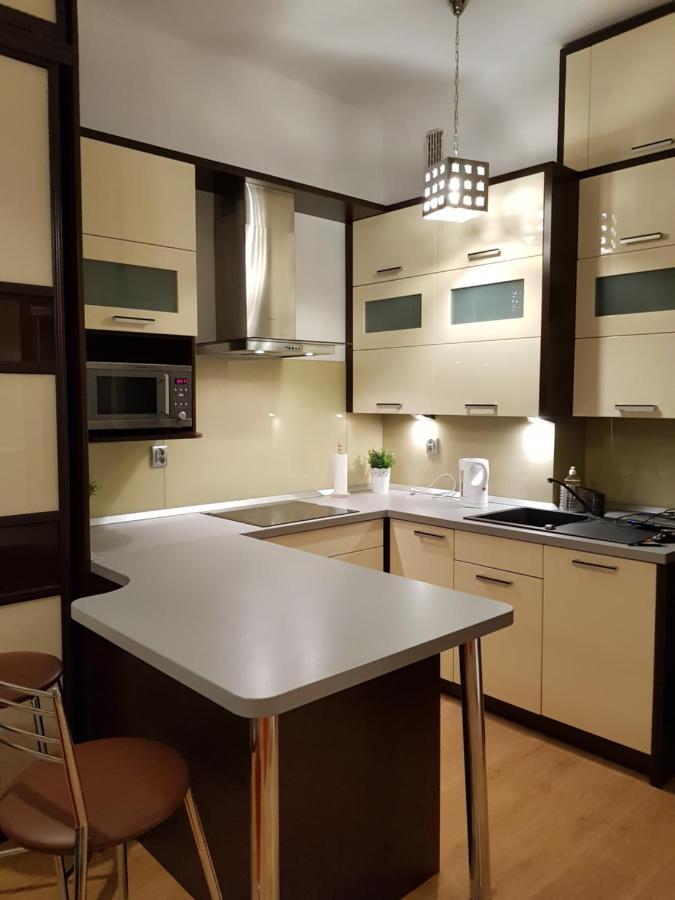 Coser Apartamenty Grzybowska Варшава Екстериор снимка