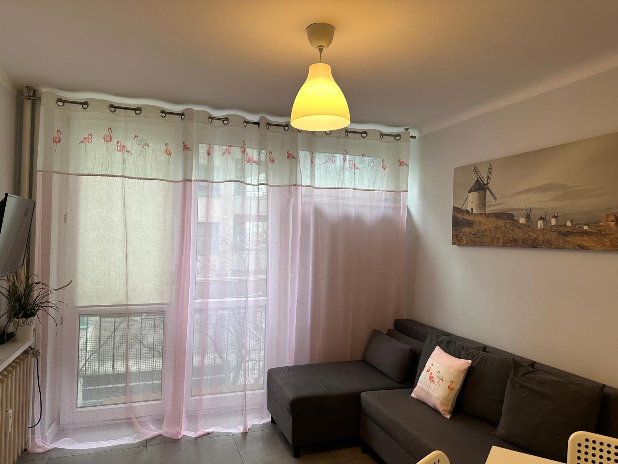 Coser Apartamenty Grzybowska Варшава Екстериор снимка